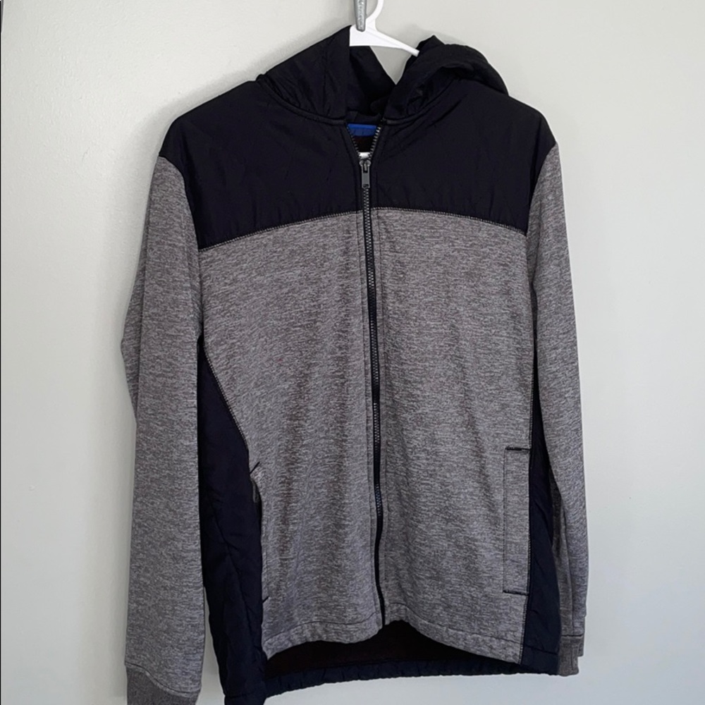 Black and gray jacket